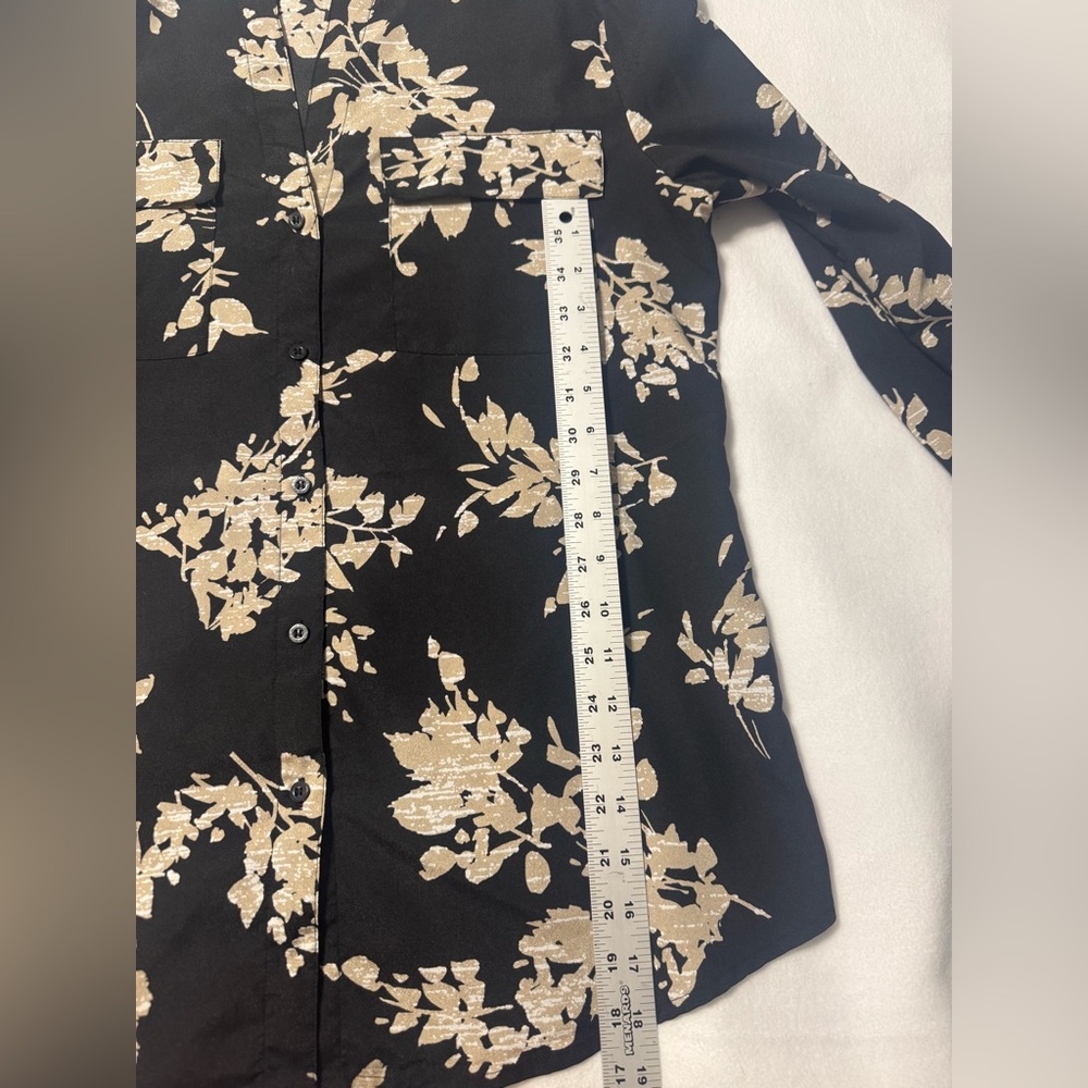 Calvin Klein Black Floral Roll Up Sleeve Top with pockets Size Large - Picture 6 of 7